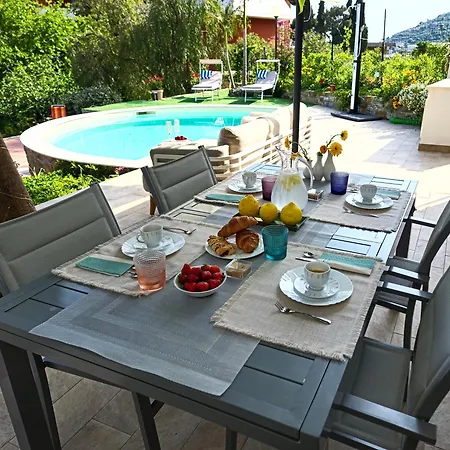 Oasis - Sea View Pool, * 산레모